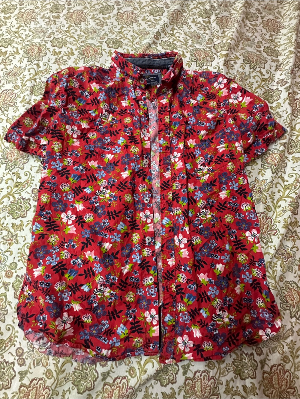 Men's Red Floral Short-Sleeve Dress Shirt